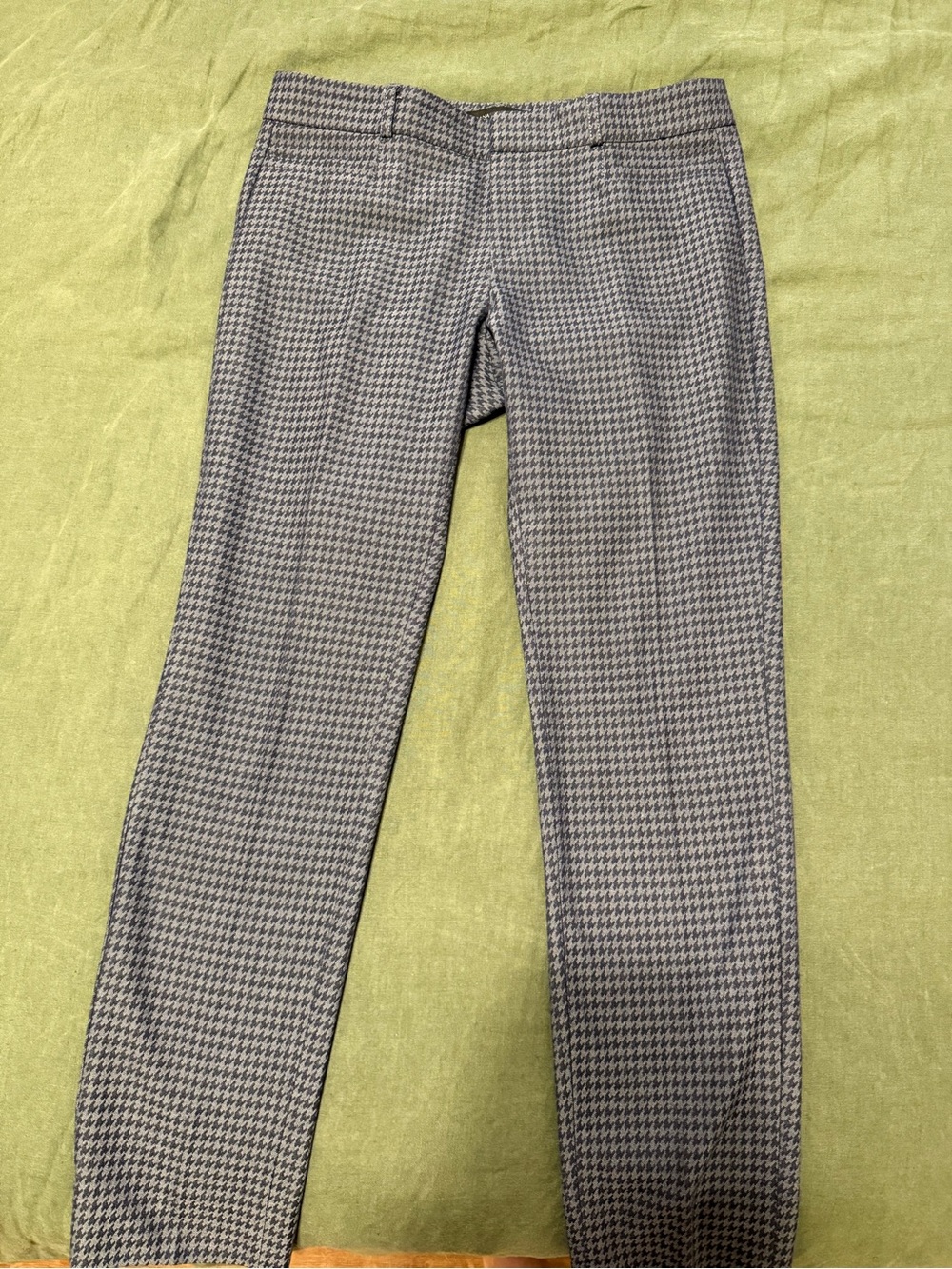 Banana Republic Monochromatic BlueHoundstooth Sloan Pant (4)